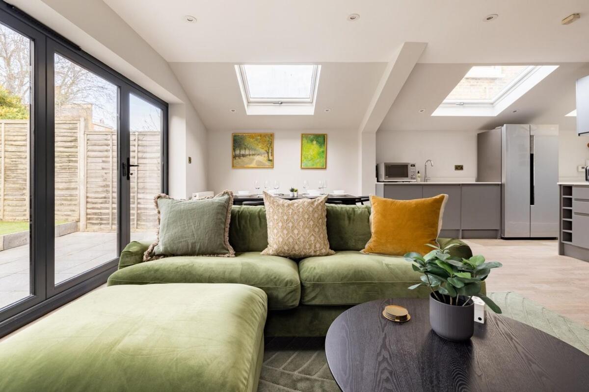 Bright, Spotless Fulham With Private Garden