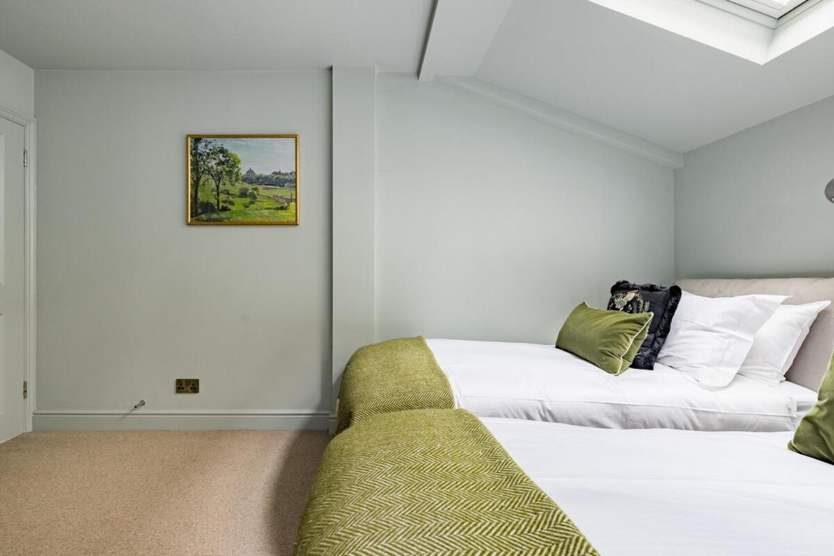 Hébergement de vacances Bright, Spotless Fulham With Private Garden *
