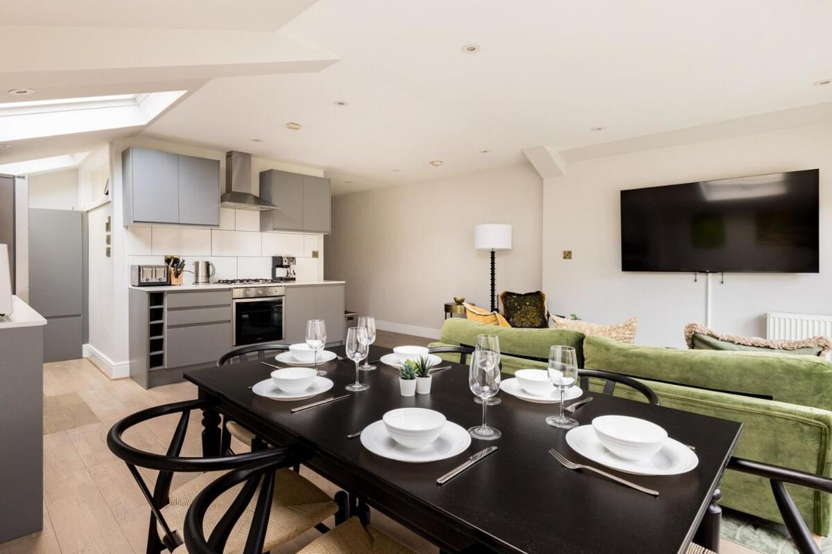 Hébergement de vacances Bright, Spotless Fulham With Private Garden Londres