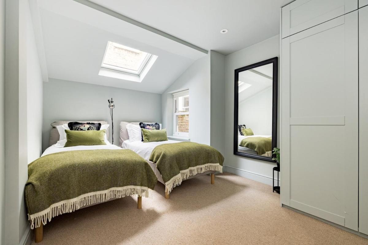 Hébergement de vacances Bright, Spotless Fulham With Private Garden Londres