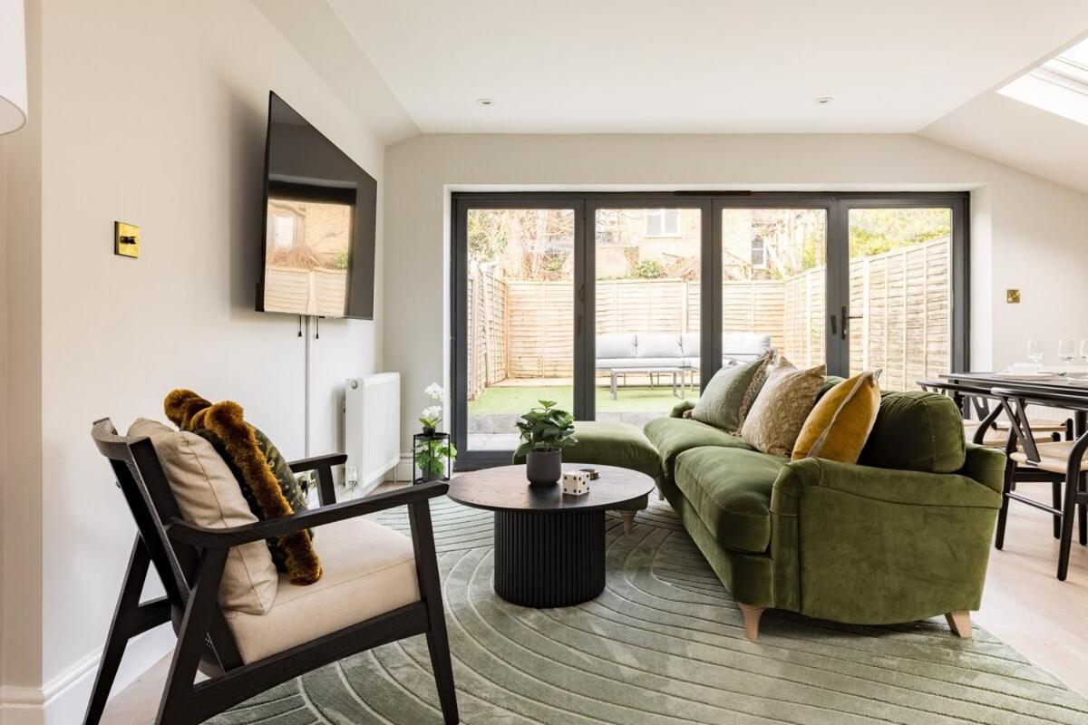 Bright, Spotless Fulham With Private Garden