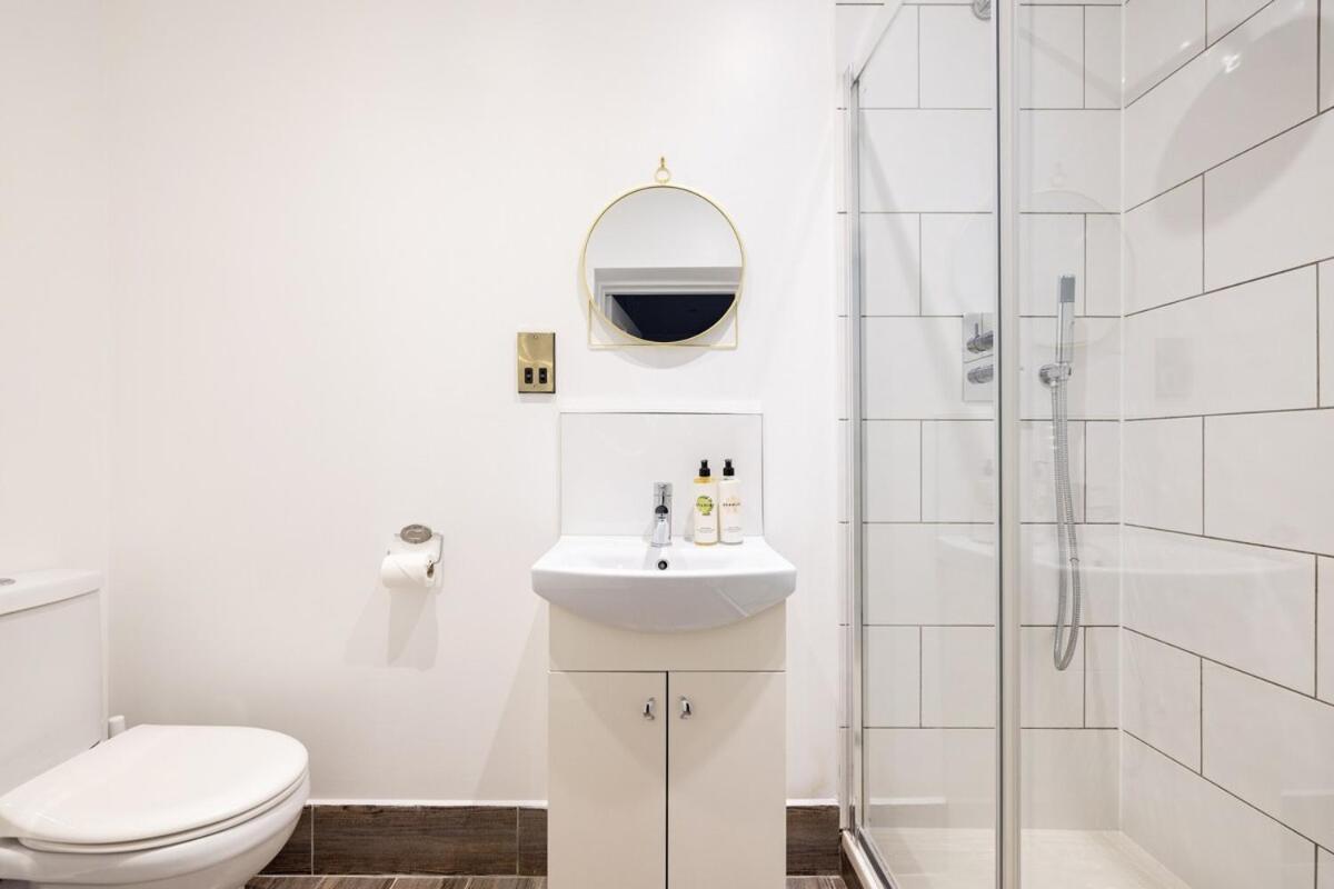 Bright, Spotless Fulham With Private Garden Hébergement de vacances