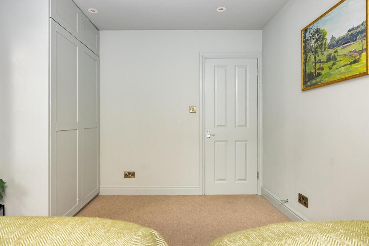 Bright, Spotless Fulham With Private Garden *