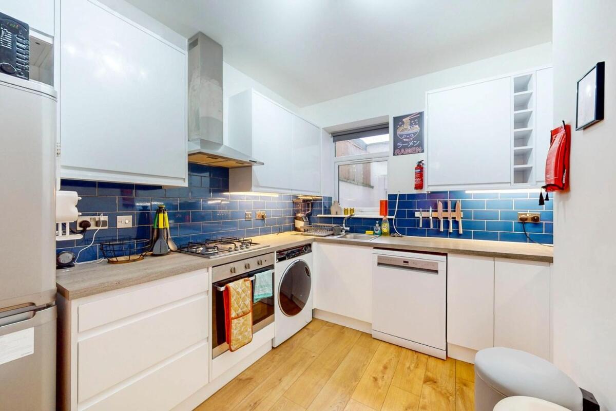 Appartement Spacious & Comfortable 2br Close To Stratford *