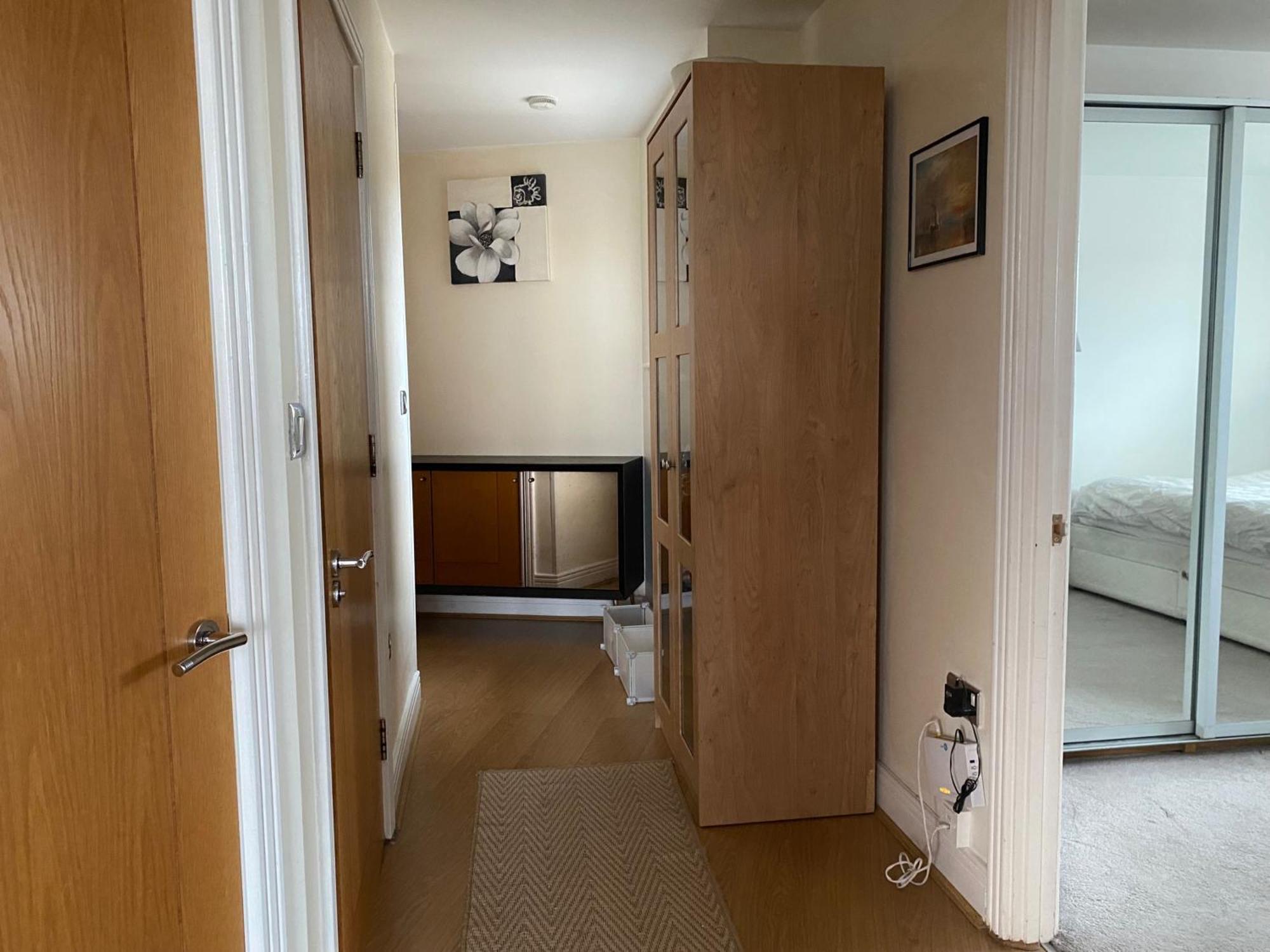 2 Bed Parking Balcony River View Appartement *