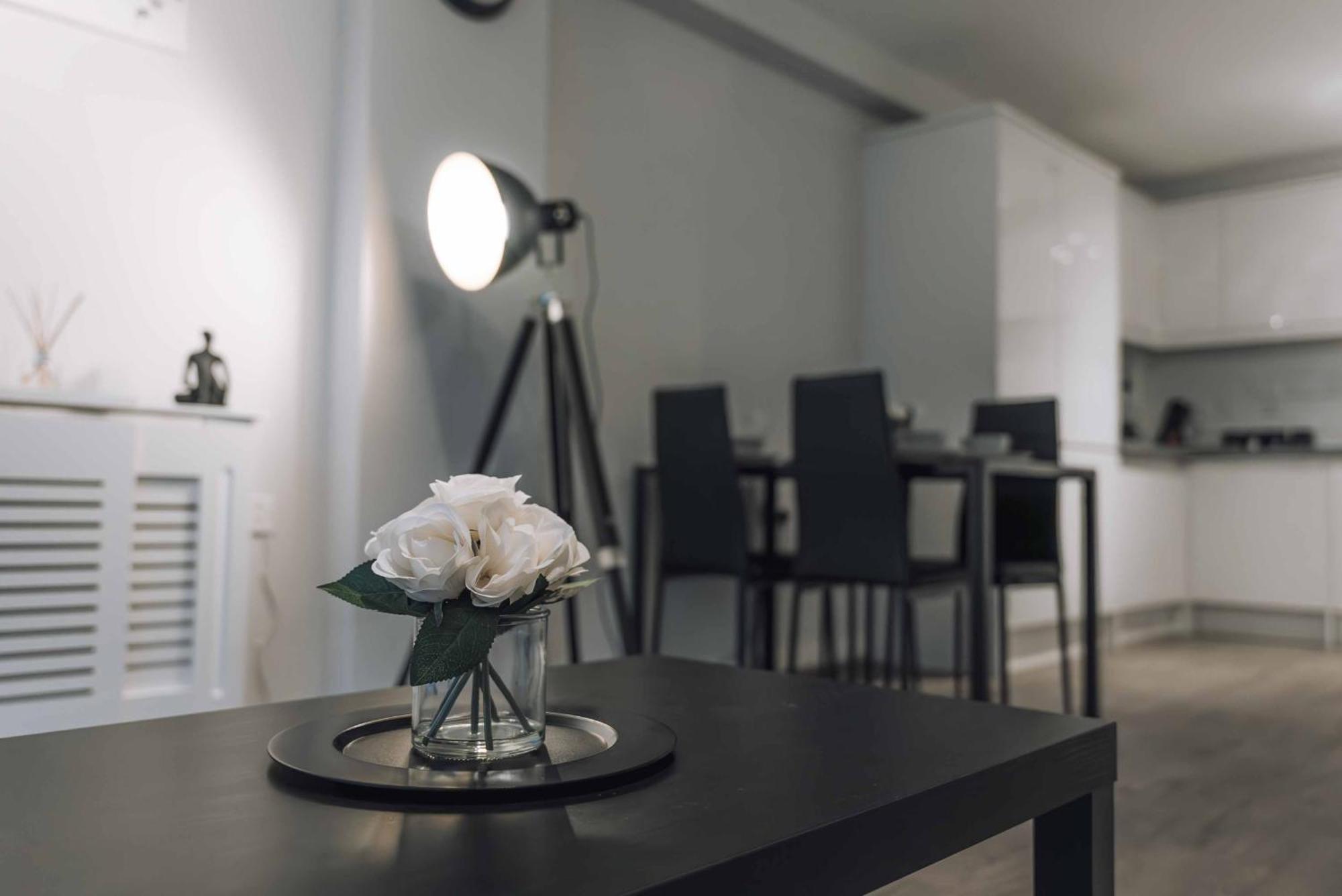 Executive 2 Bed Flat Near Stratford Station - Ideal For Corporate * Londres