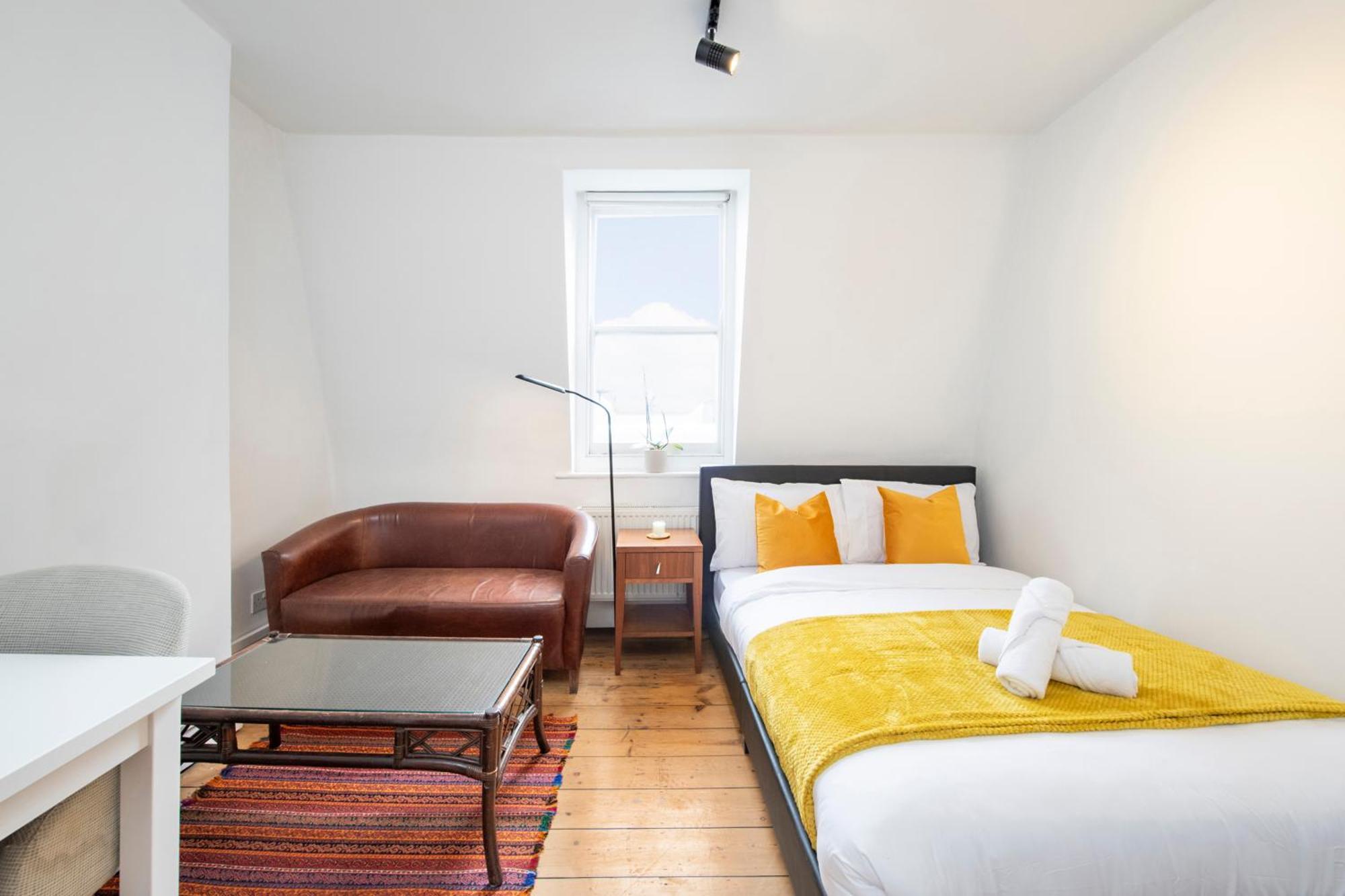 Modern Cosy Serviced 5 Min To Angel Station, 02 Academy Islington, Kings Cross Station, Free Wifi, Tea, Coffee Appartement Londres