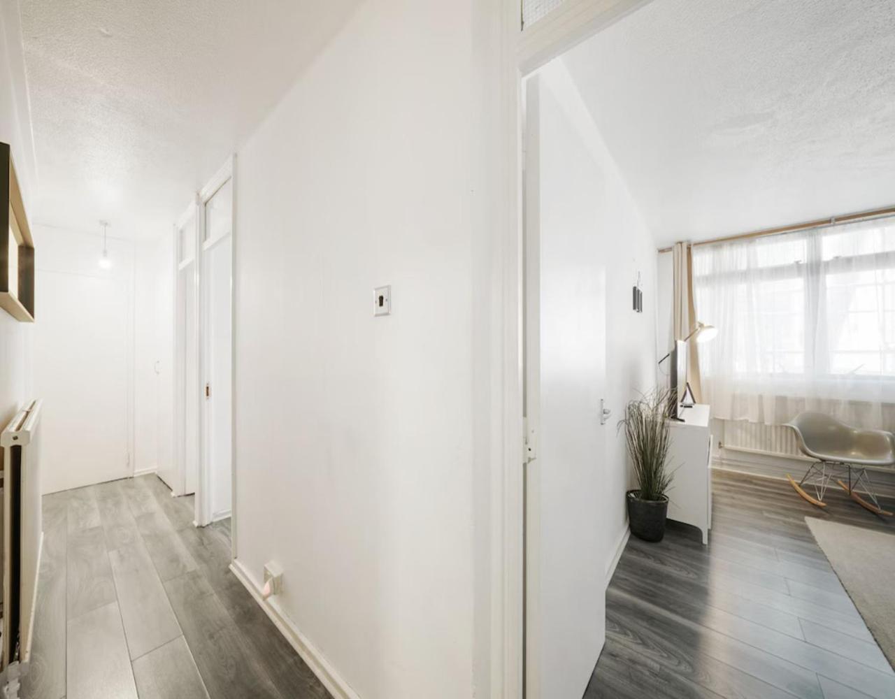 Stylish Two Bedroom London, West Kensington * Londres
