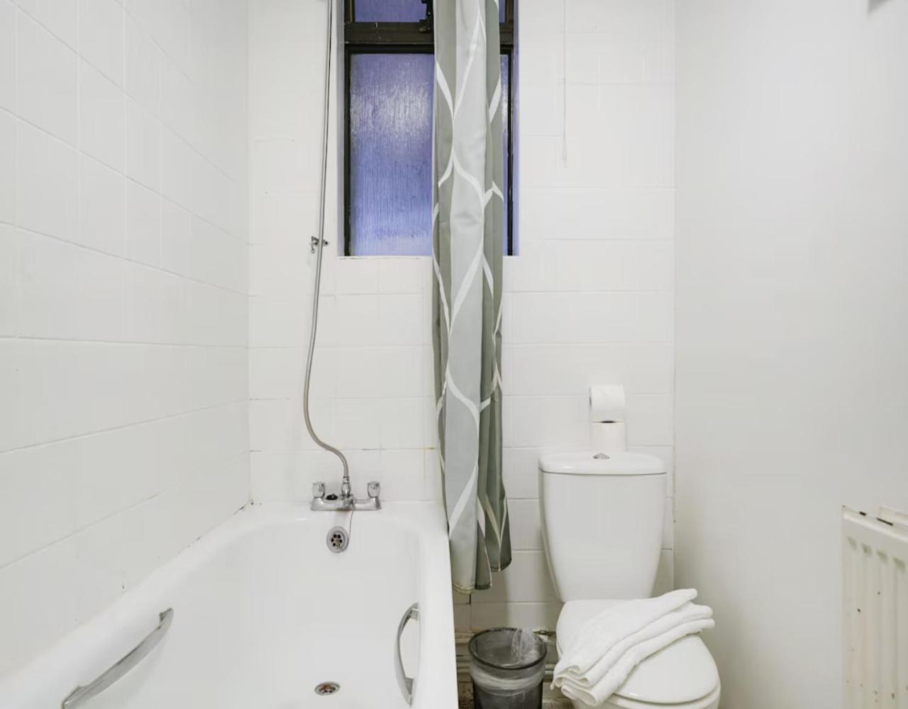 Stylish Two Bedroom London, West Kensington Appartement *