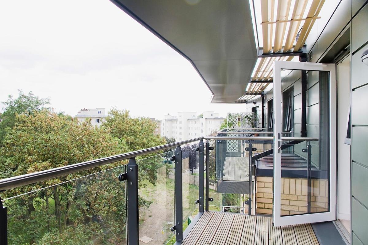 Lovely 2-bed In Appartement Londres