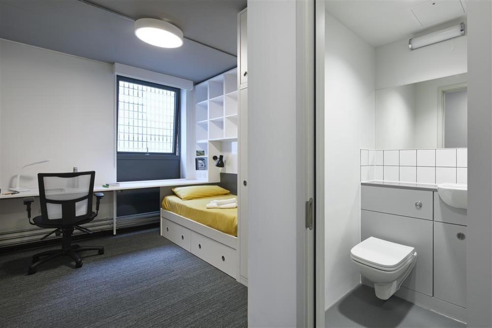 Astor College Apartamento Londres