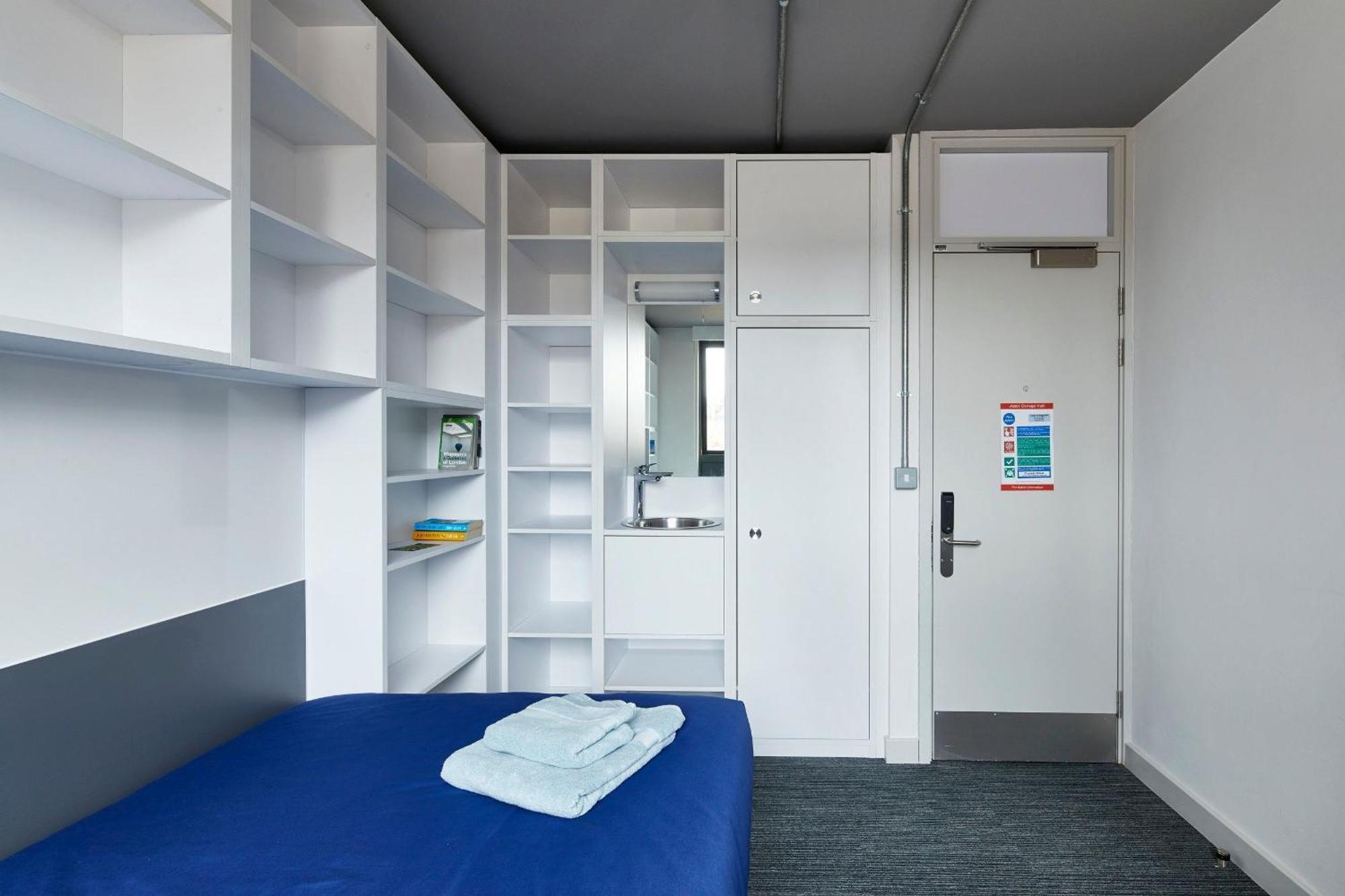Astor College Apartamento
