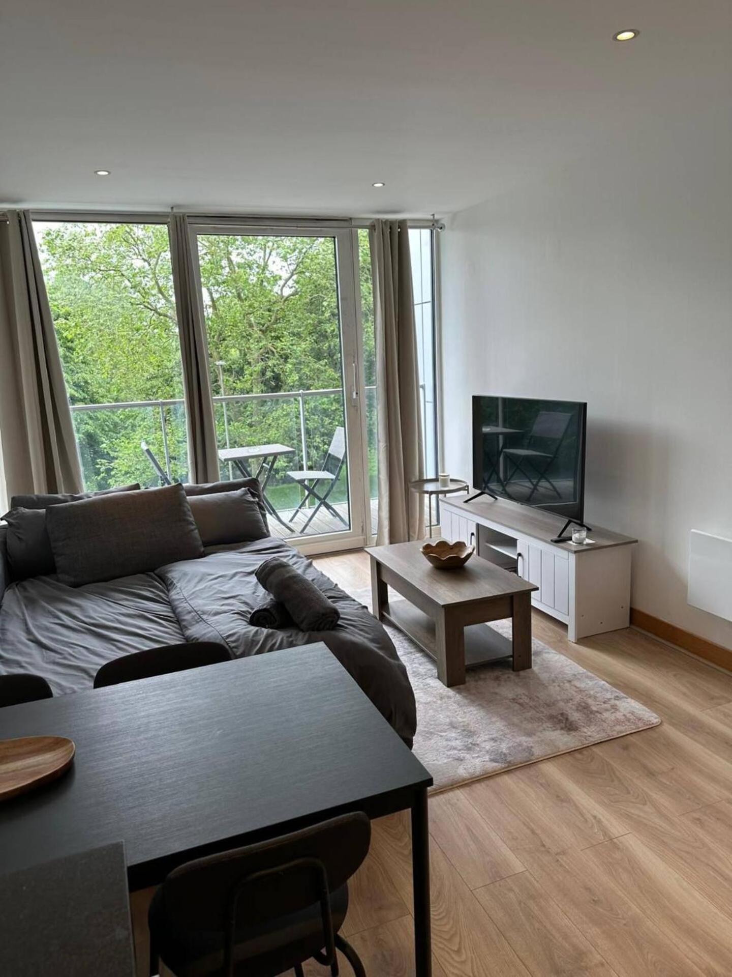 Modern Chelsea Bridge - Battersea Park View Appartement