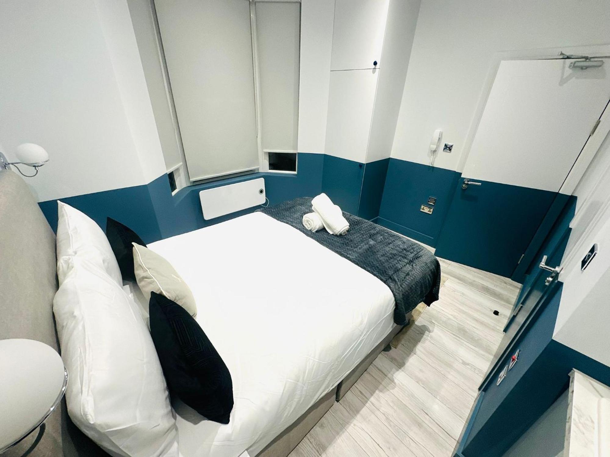 Gasthuis Holly B Mini Great Location For Tourist!!! Londen