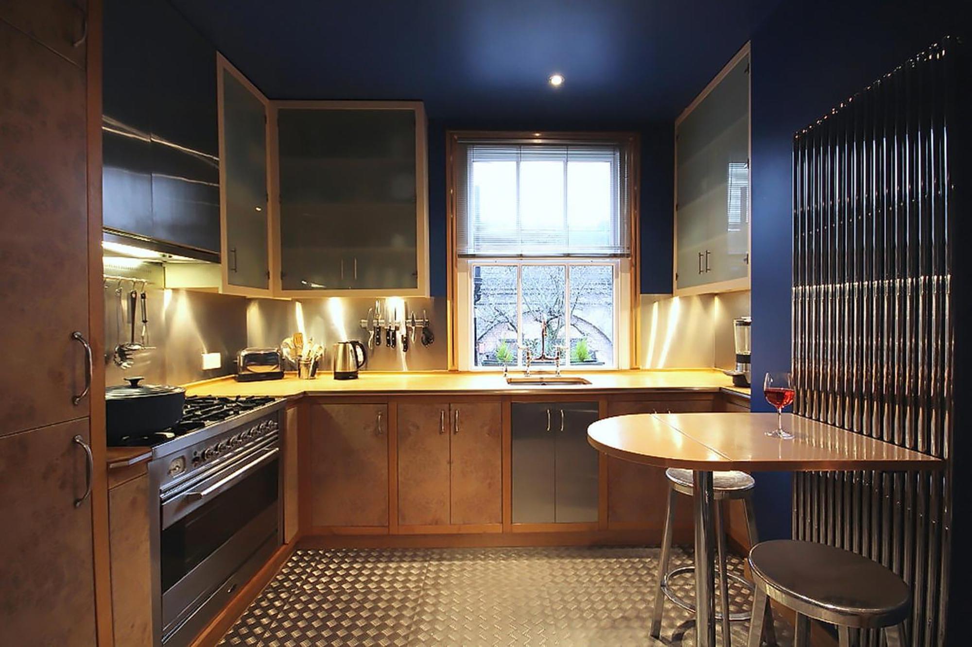 Apartment Ravenscourt Gardens London