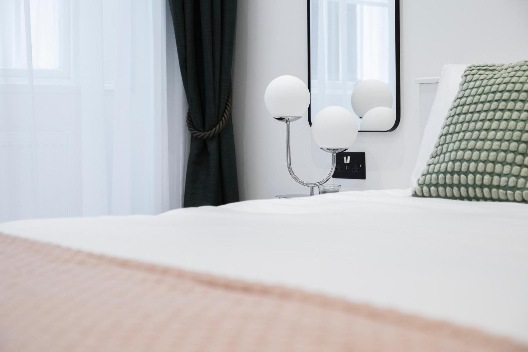 Luxury 2 Bedroom In London