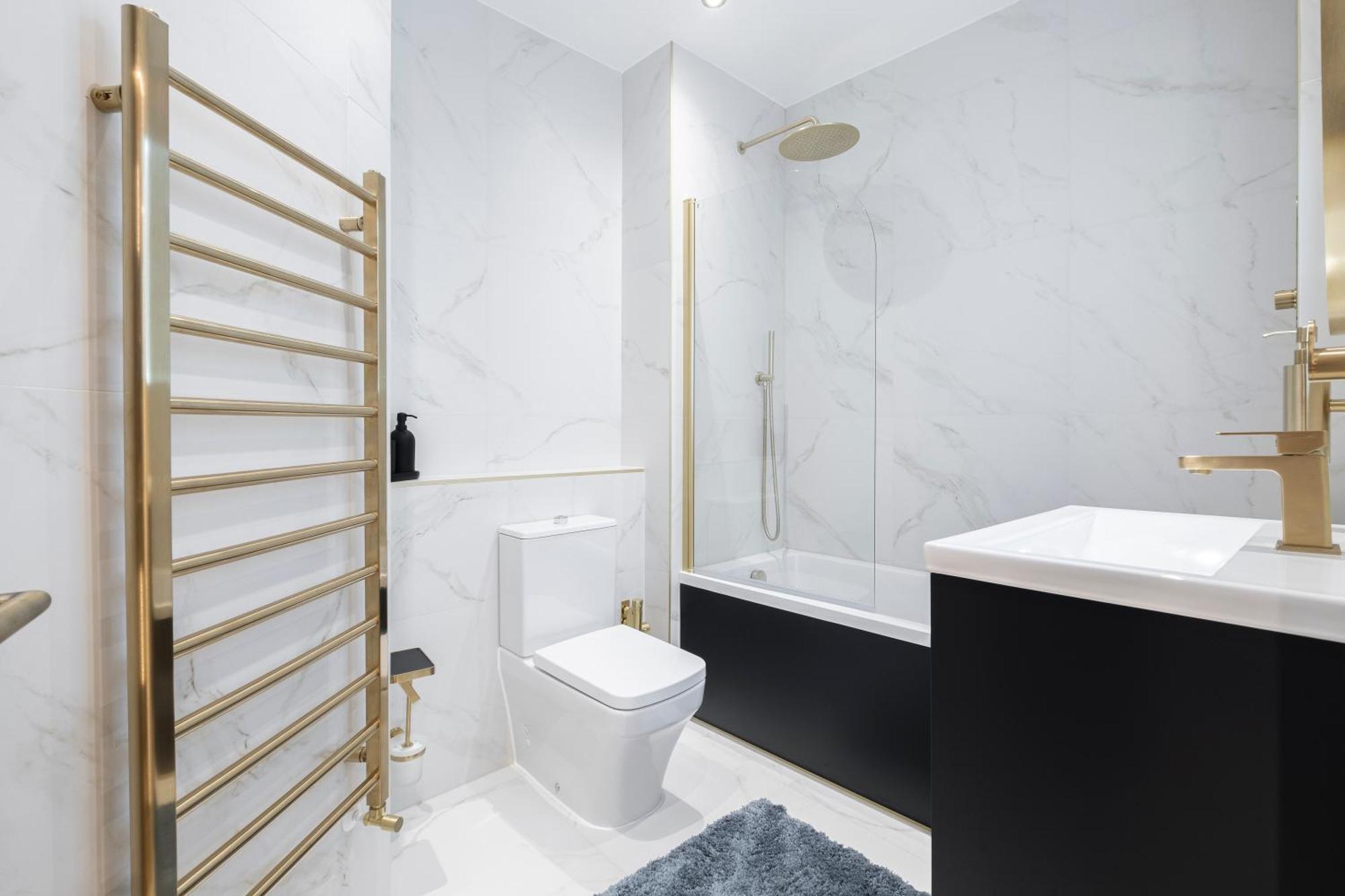 Luxury 2 Bedroom In * London