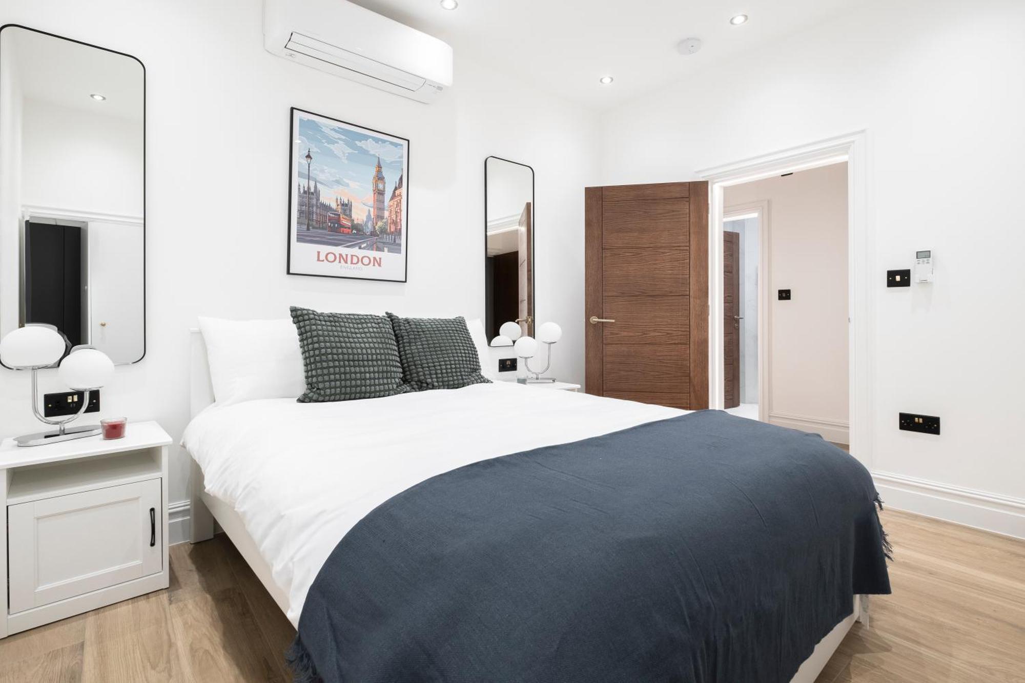 Luxury 2 Bedroom In *