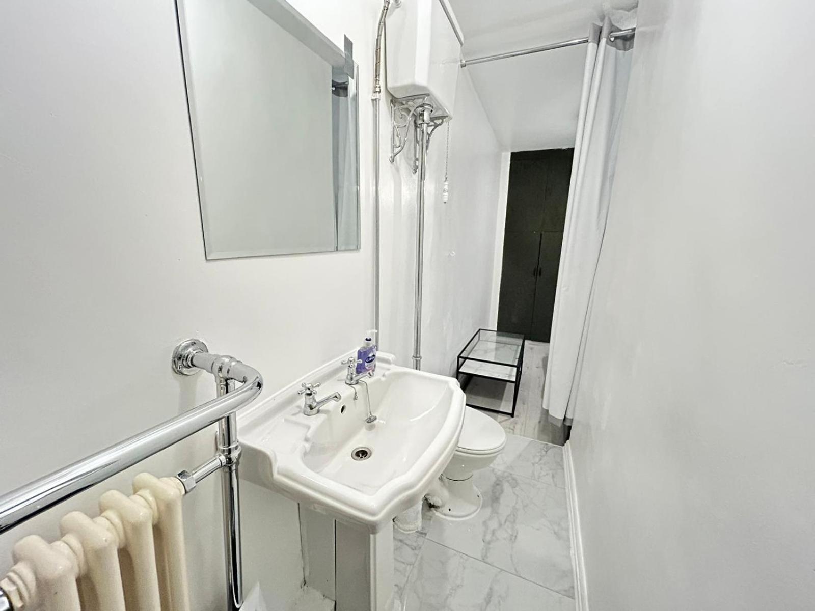 2 Bedroom Flat Wembley Appartement Londres