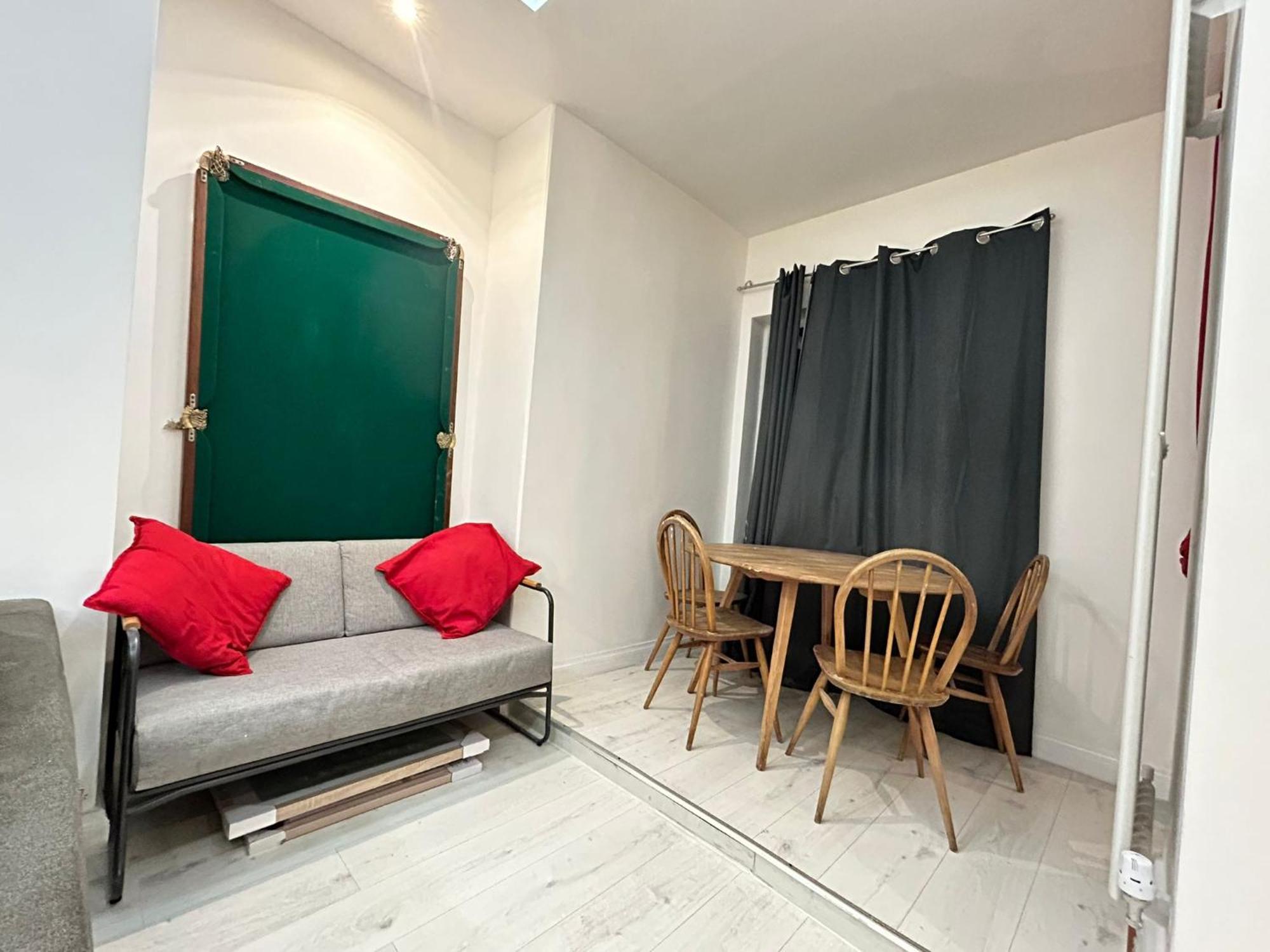 Appartement 2 Bedroom Flat Wembley Londres