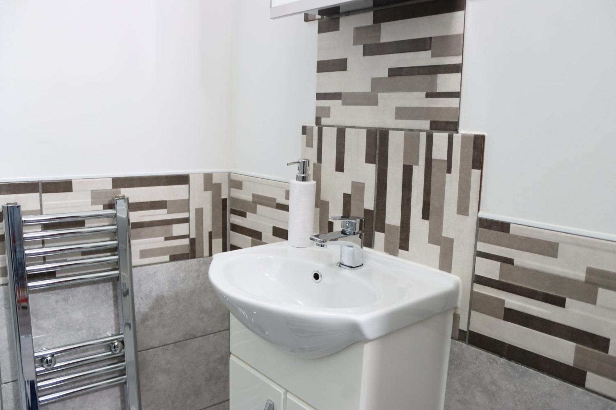 Apartamento Cosy With Kitchenette And Private Bathroom - 15mins To London!