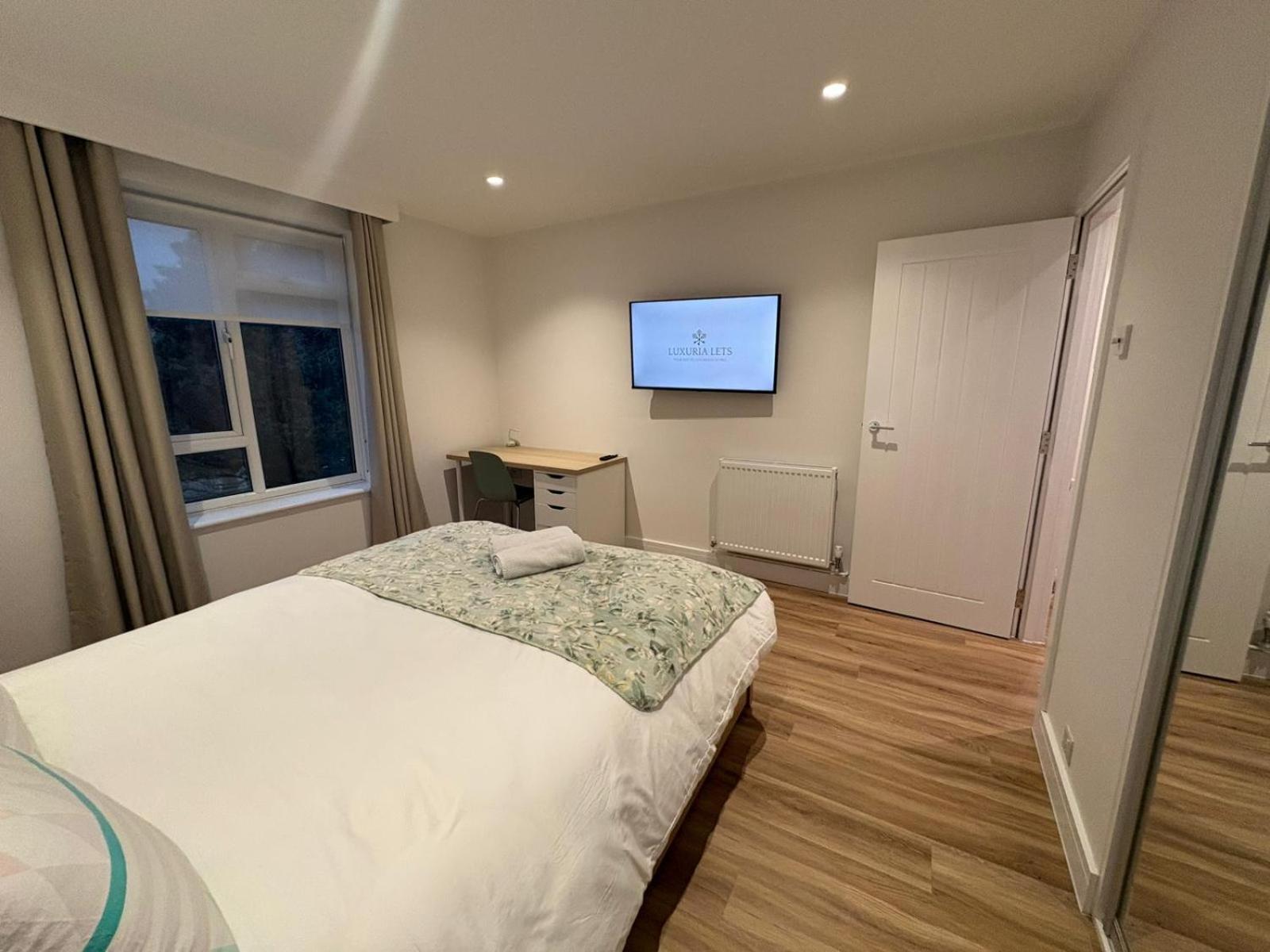 Stylish 2 Bedroom In North Finchley