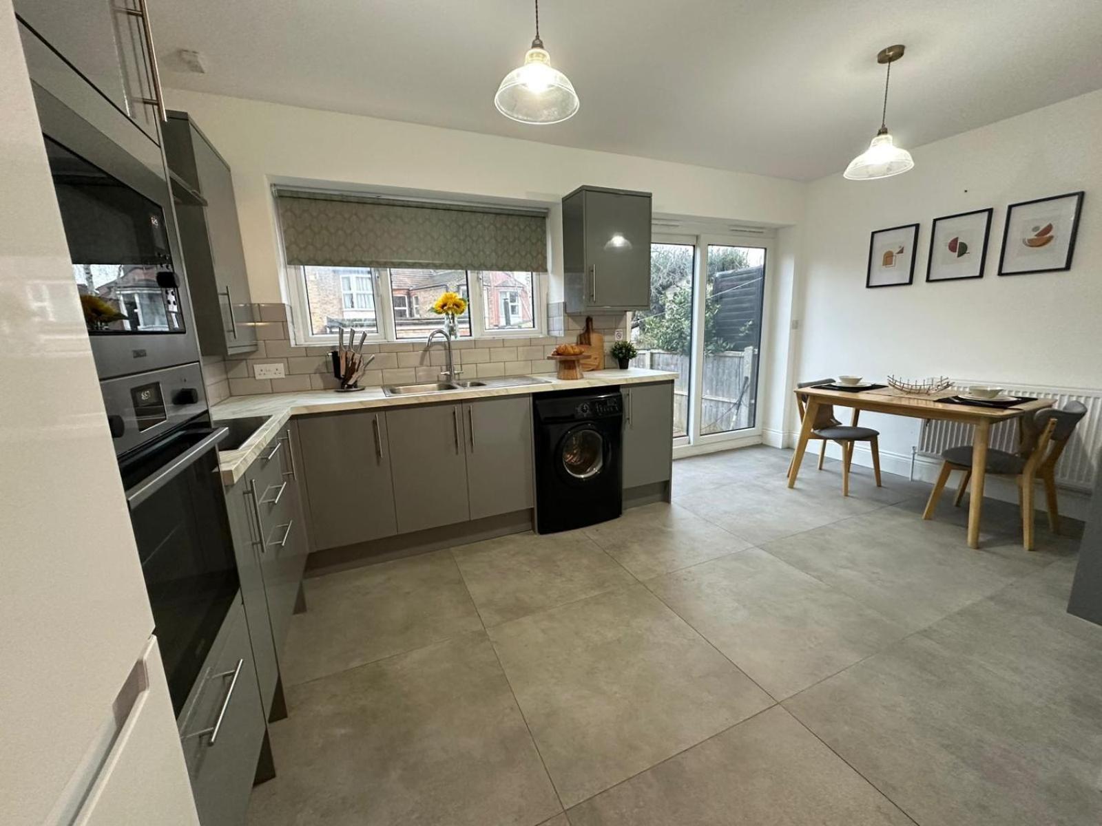 1-bed Garden Retreat, Tottenham Apartamento Londres