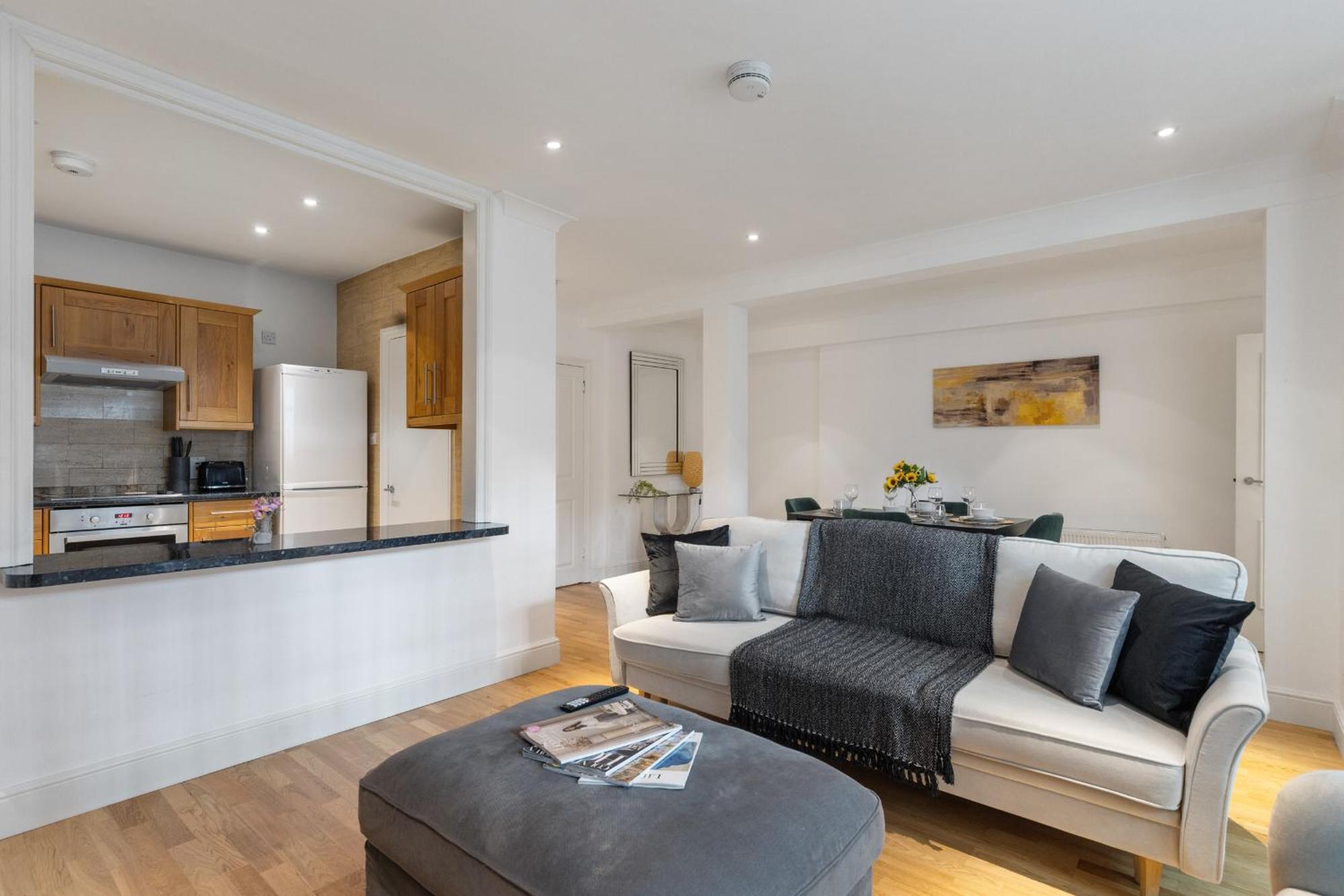 Heavenly Stays, Knightsbridge, Elegant 2-bd Escape * Londres