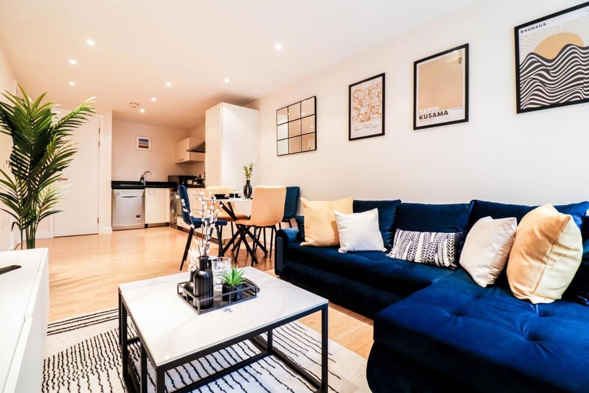 Apartment Stunning Canary Wharf Flat-5 Mins From Tube Station *