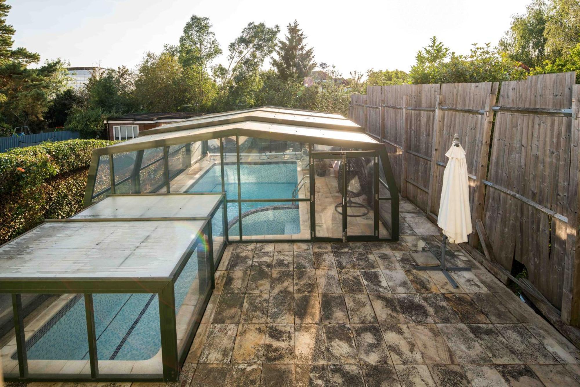 Luxury Pool House With Free Parking - Unico Residences *