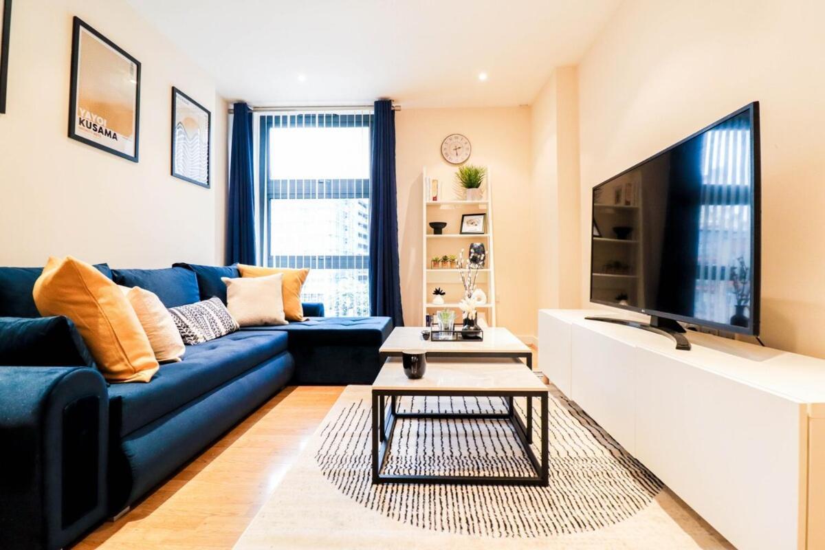 Stunning Canary Wharf Flat-5 Mins From Tube Station London