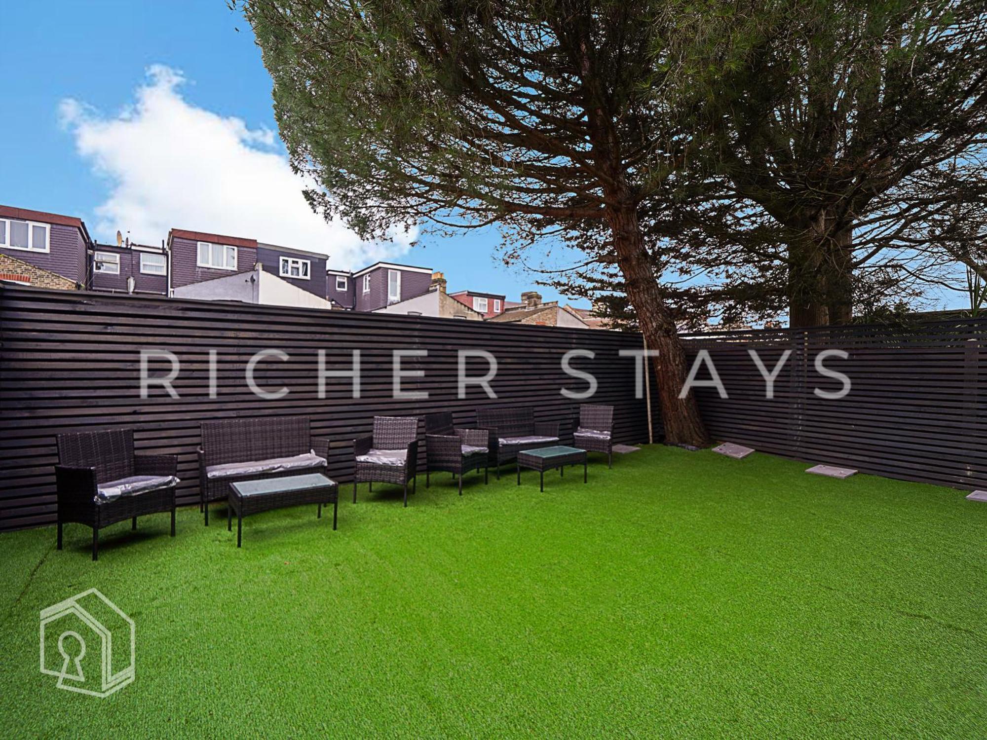 Leyton Guest - And Amenities Apartahotel
