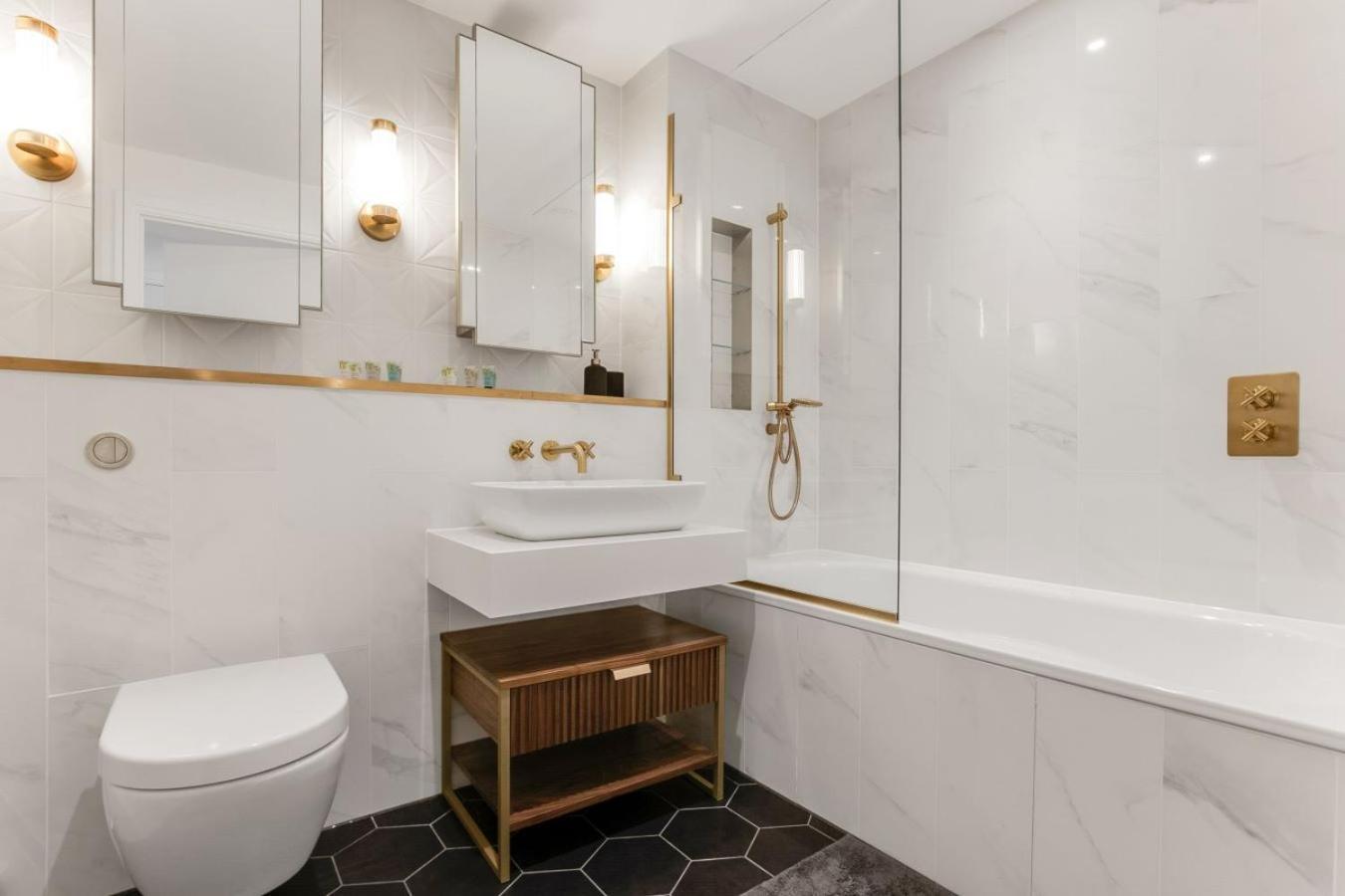 1br Chelsea Retreat With Balcony View Appartement Londres
