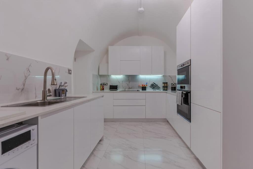 Appartement Elegant 1 Bedroom Lower Ground On Harley Street 1h