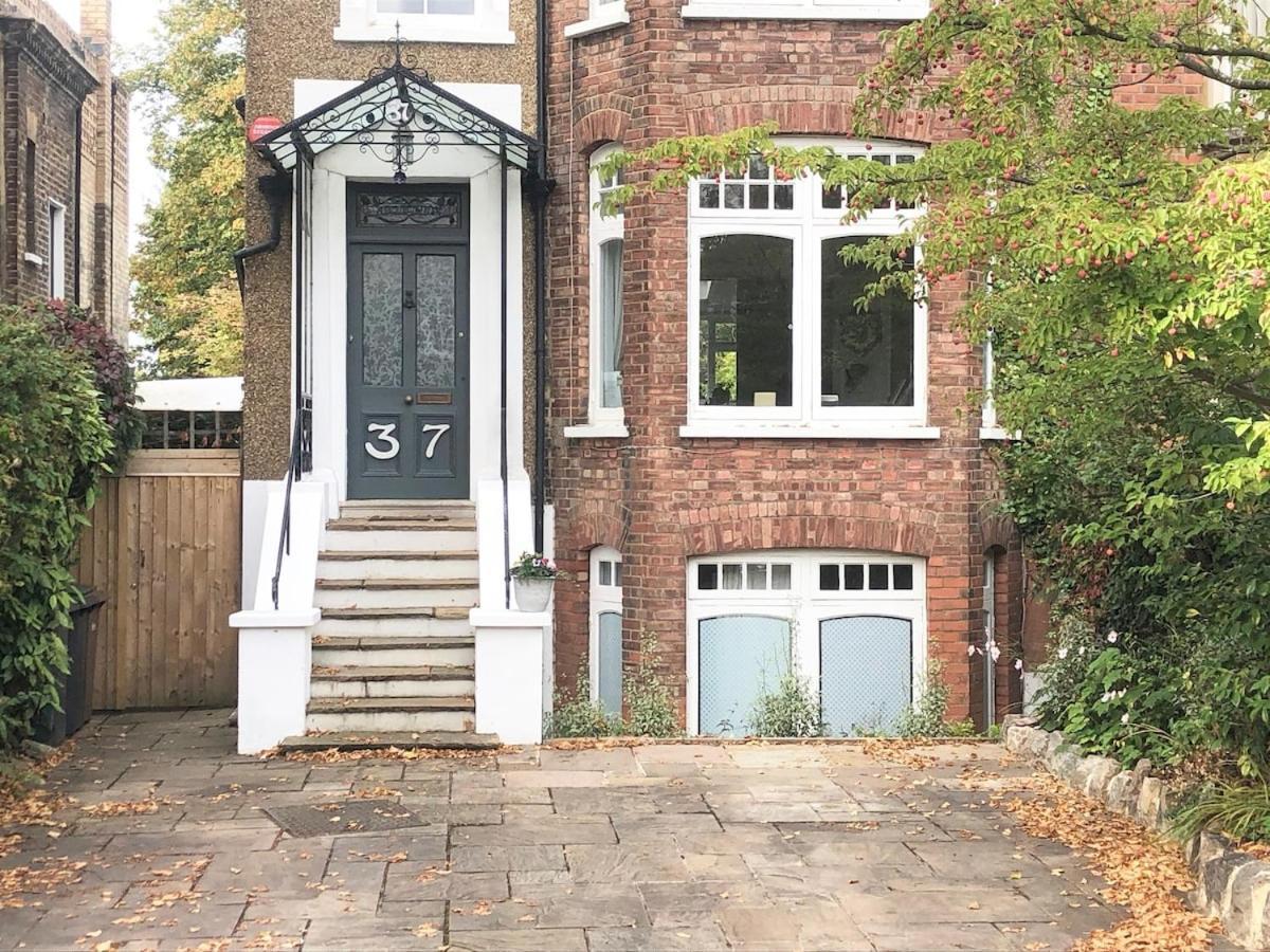 Spacious Comfortable Flat With Free Parking In East Finchley, Muswell Hill & Close To Alexandra Palace Appartement *