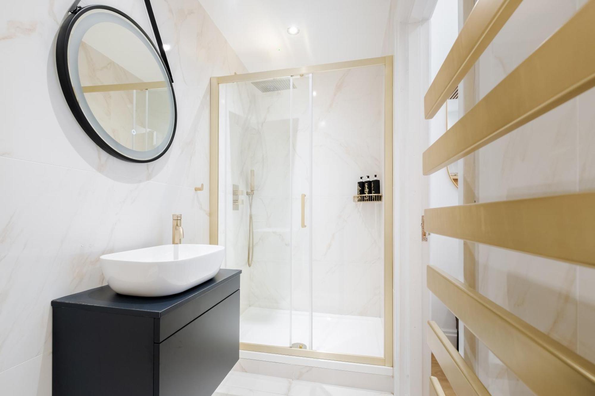 Luxury In The Heart Of Holiday home London
