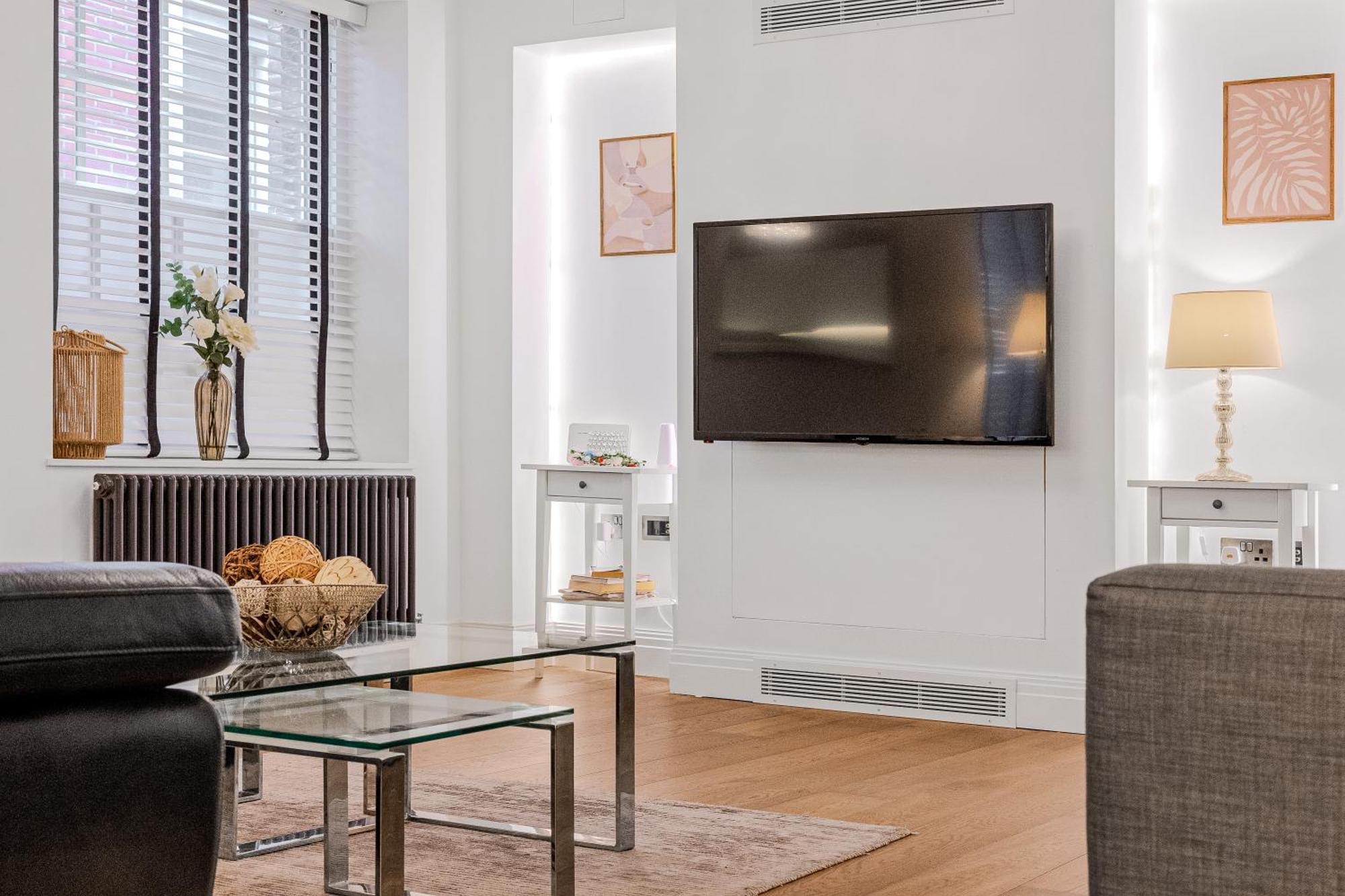 Hidden Gem In Covent Garden Apartment London