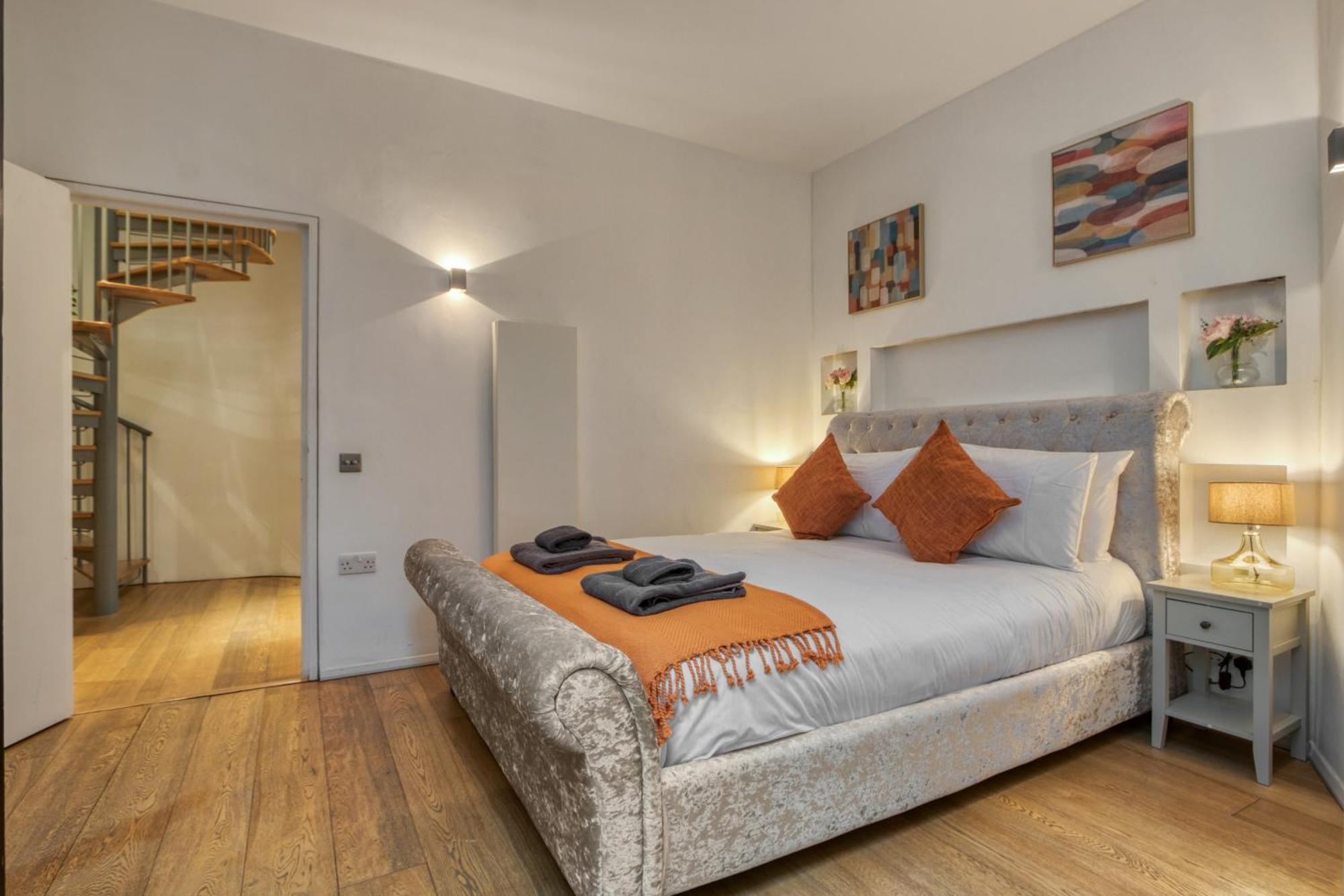 Award Winning 2 Bedroom House, King's Cross Apartamento