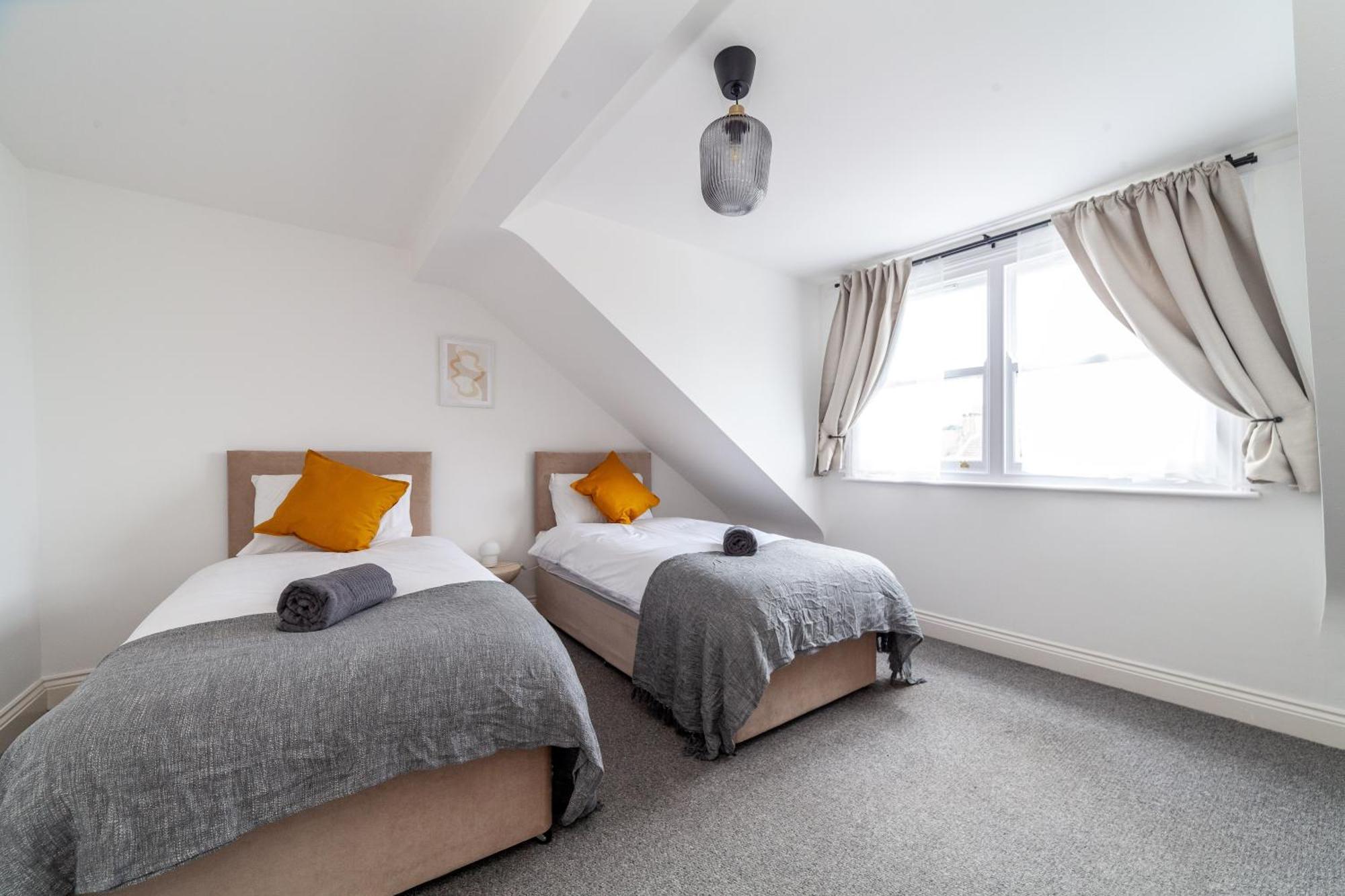 Arte Serviced Stratford - 3 Bedrooms 2 Bathrooms London, Stratford, Maryland, Free Parking, Garden, Weekly Or Monthly - Up To 8 Guests Сasa de vacaciones