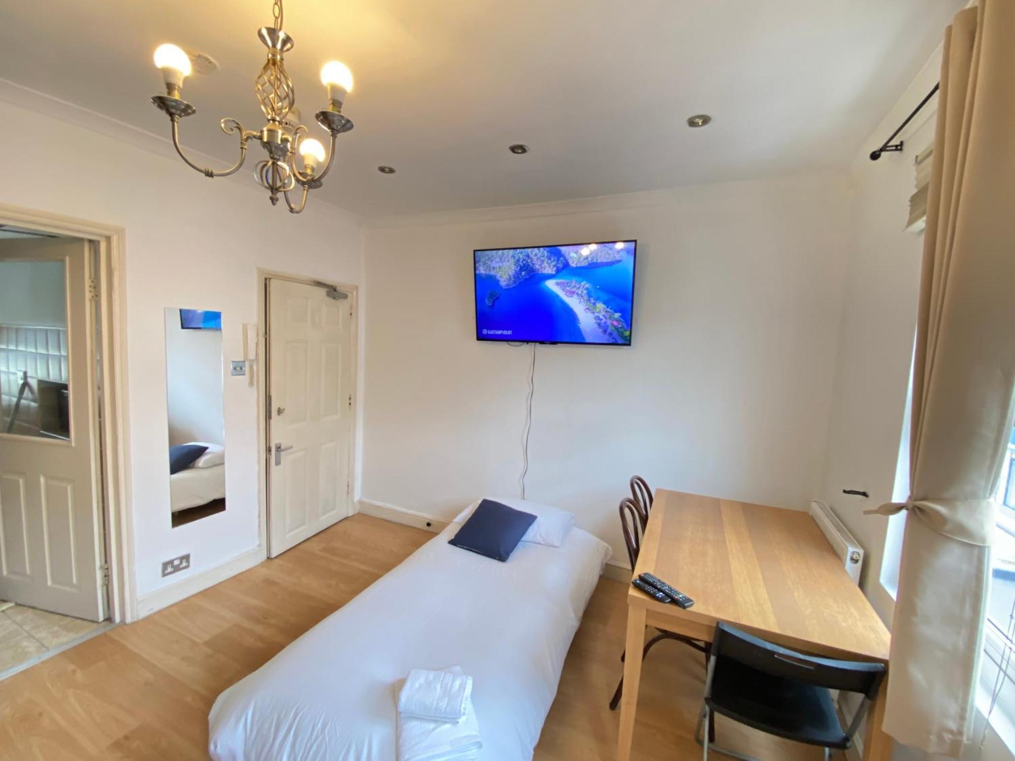 Stunning 1-bed In * Londres