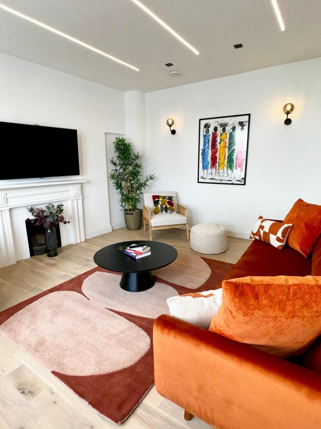 Appartement Newly Refurbished W/ River Views *