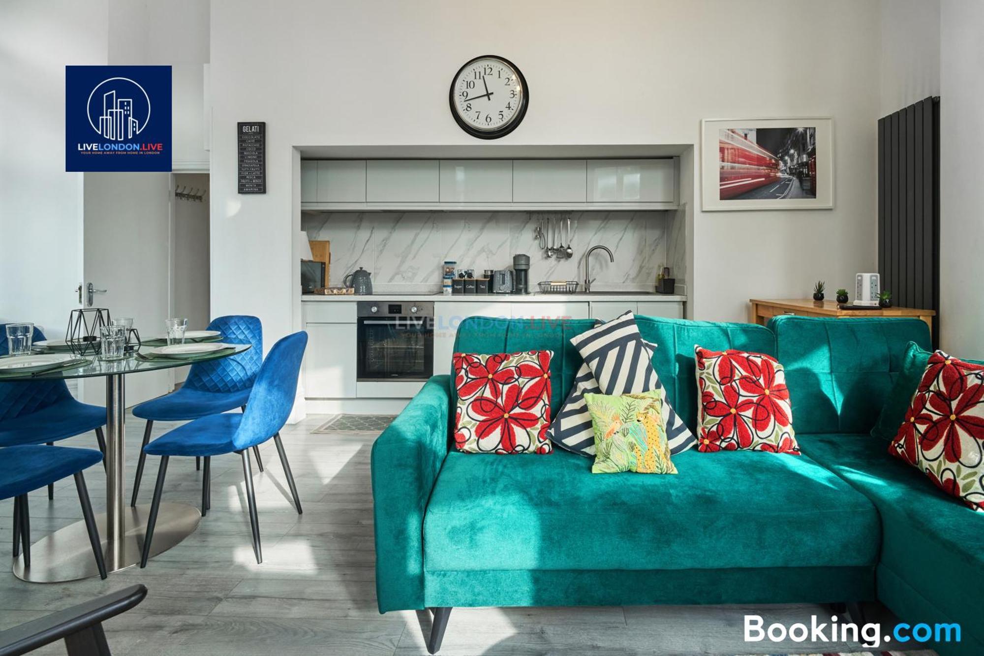 Apartment Last-minute Reserve L Sleeps Up To 4 Guests L One-bedroom With King Bed And High Ceilings Near Camden By Live Short Lets & Serviced London