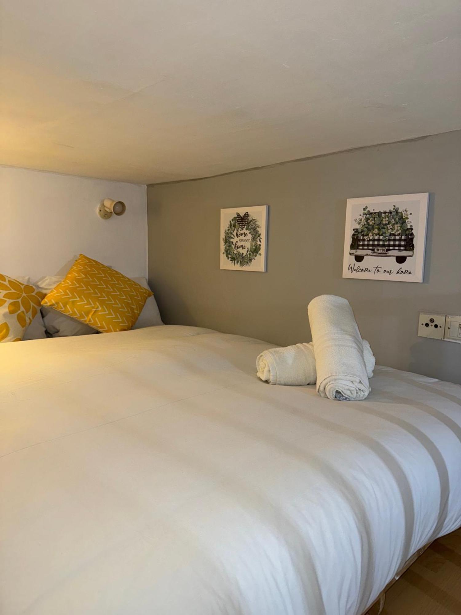 Compact Flat Close To Hyde Park * Londres