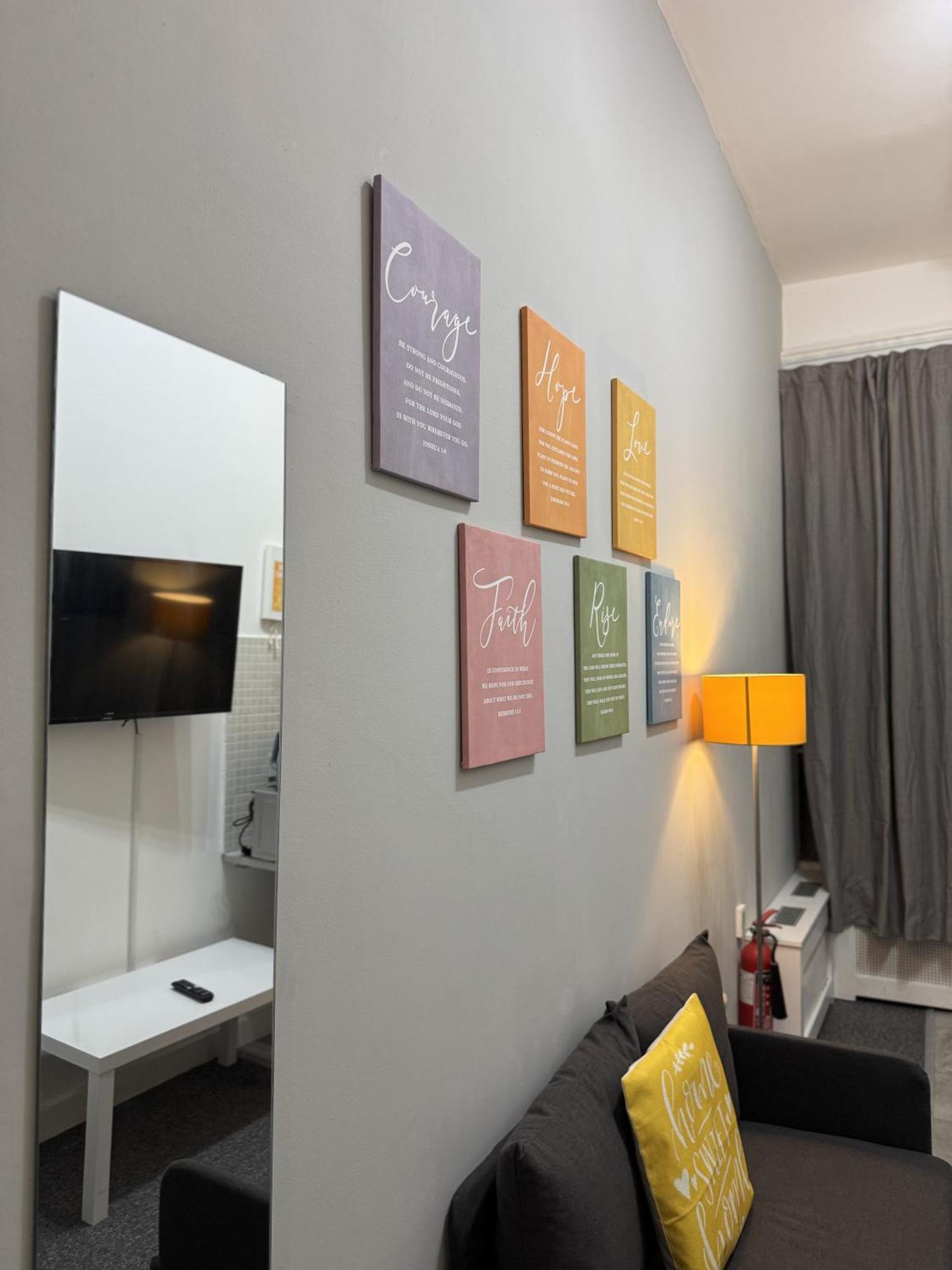 Compact Flat Close To Hyde Park Appartement *