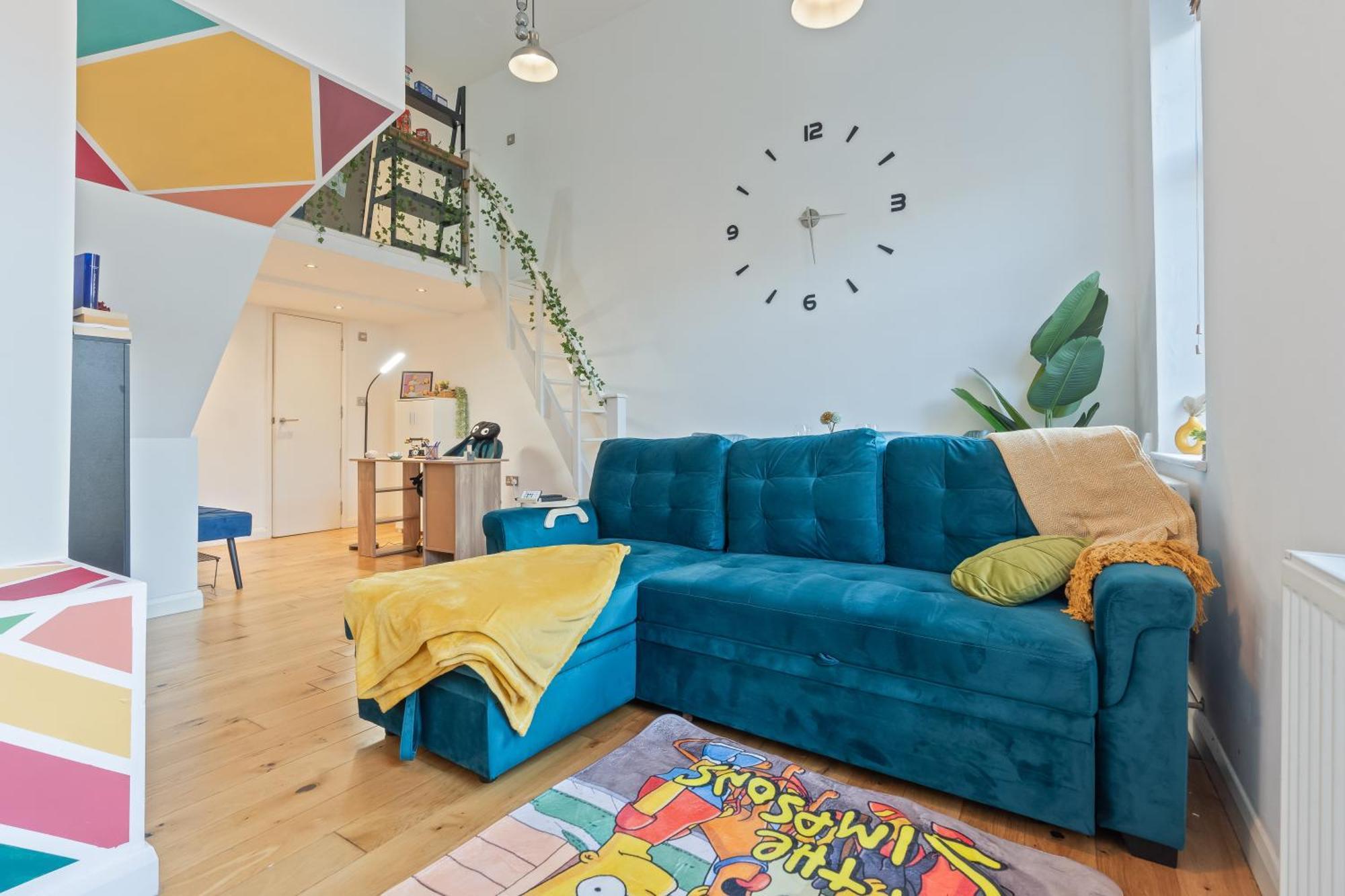 Cosy 1 Bed W Loft Sleeps 5 Close To Stations *