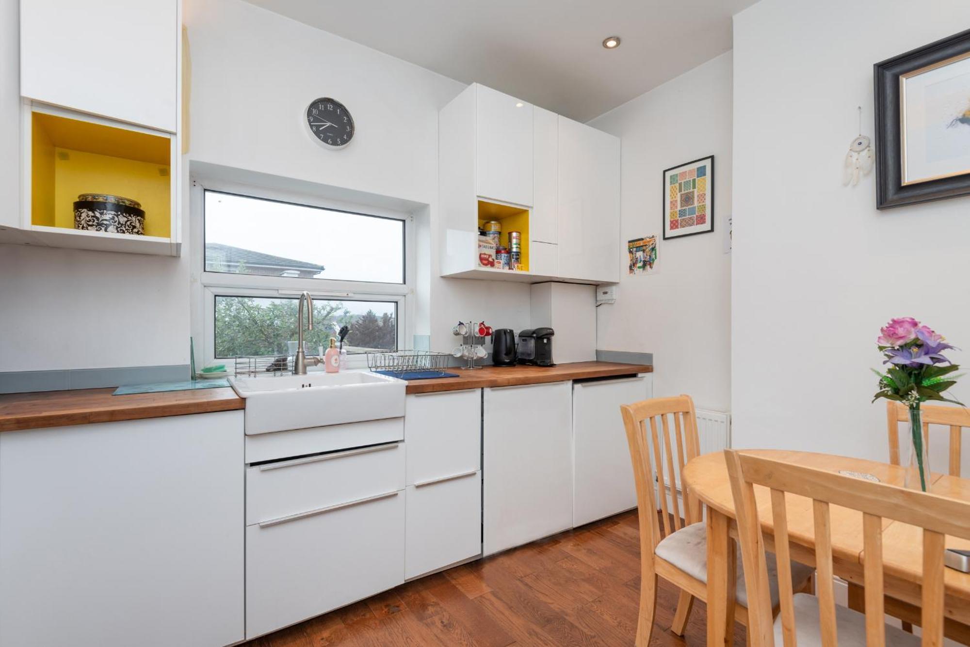 2-bed Steps From Muswell Hill