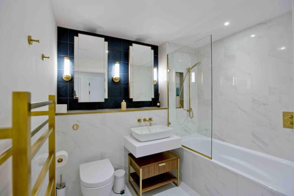 Stylish Flat In Chelsea Creek 11 Londres