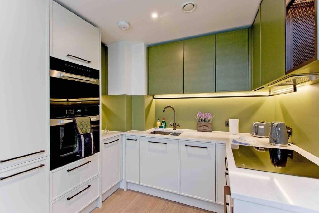 Stylish Flat In Chelsea Creek 11 Appartement Londres
