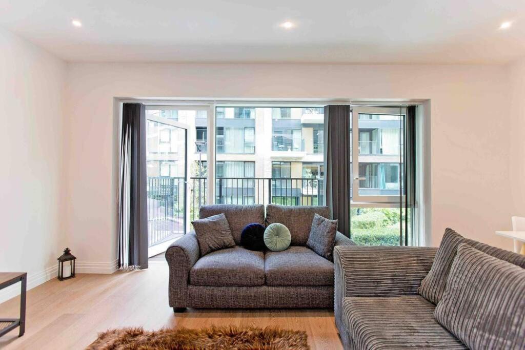 Stylish Flat In Chelsea Creek 11 * Londres