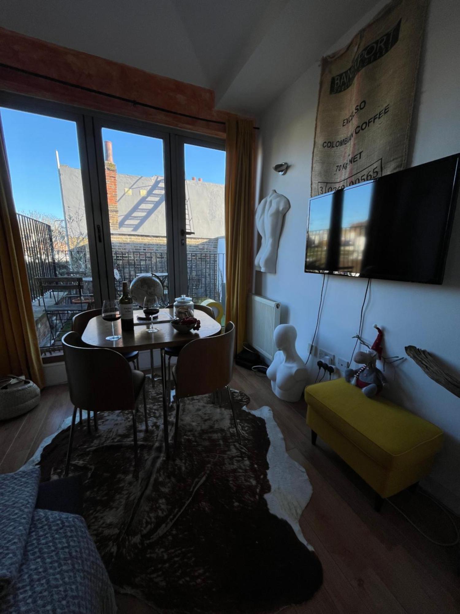 Cosy Camden 1 Bedroom Terrace Appartement Londres